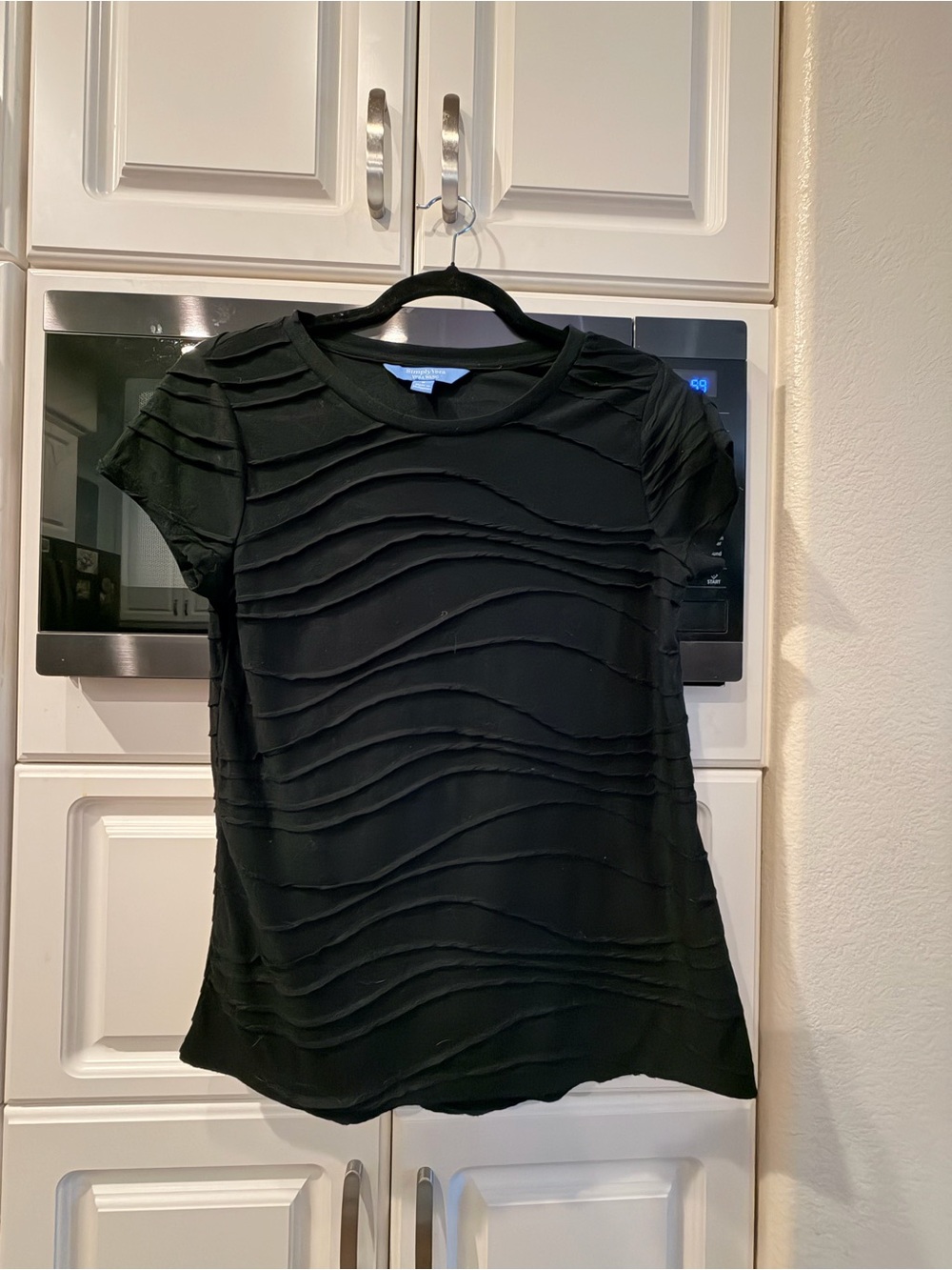 Simply Vera Vera Wang Black Short-Sleeve Wavy Texture Tee